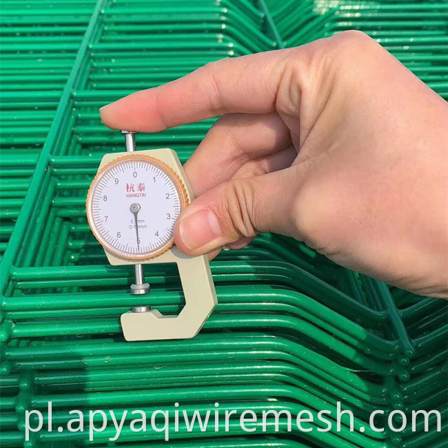 YQ Curvy Sapleed Wire Siath Fench /3D SPRAPED FENT PANEL Cena fabryczna